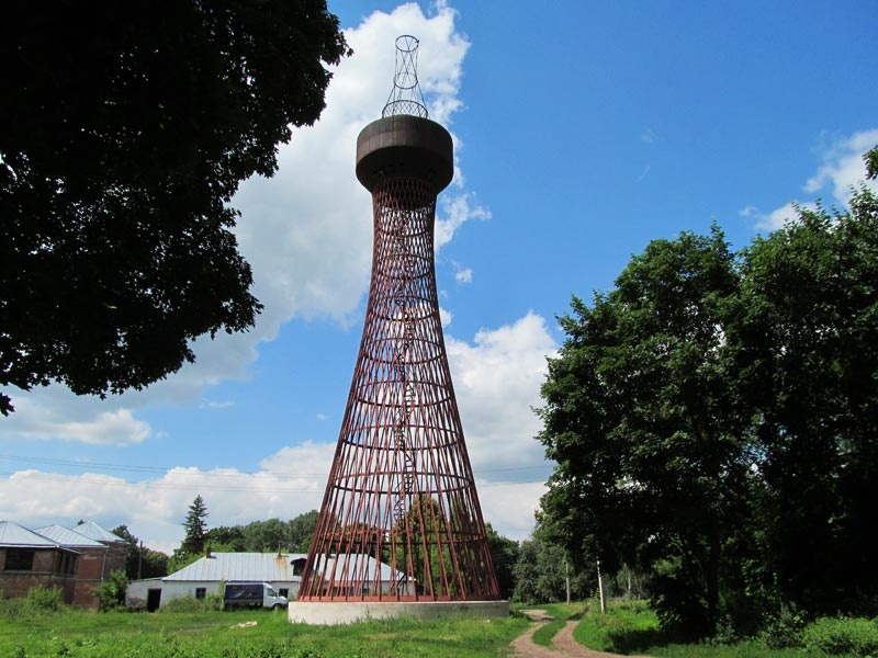 Первая в мире гиперболоидная конструкция — башня в Полибино, в Нижнем Новгороде в 1896 году.