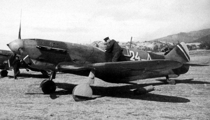 В 1940 г. 28 марта в воздух поднялся самолет ЛаГГ-3 собранный с использованием дельта-древесины. Этот опытный образец получил название И-301.