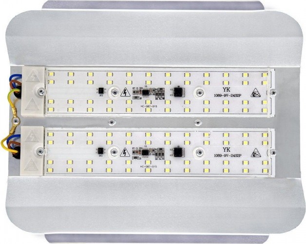 Прожектор GLANZEN RPD-0001-100 SMD IP43 6500K в Курске